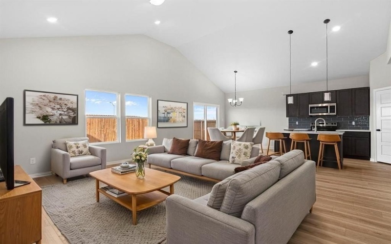 208 Lead Creek Drive, Fort Worth, TX 76131, 4 Habitaciones Habitaciones , ,2 BañosBaños,Residential,En Venta,208 Lead Creek Drive,0,21125057