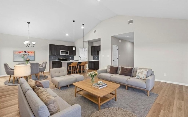 208 Lead Creek Drive, Fort Worth, TX 76131, 4 Habitaciones Habitaciones , ,2 BañosBaños,Residential,En Venta,208 Lead Creek Drive,0,21125057