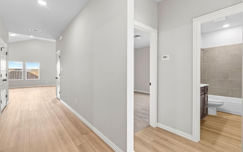 208 Lead Creek Drive, Fort Worth, TX 76131, 4 Habitaciones Habitaciones , ,2 BañosBaños,Residential,En Venta,208 Lead Creek Drive,0,21125057