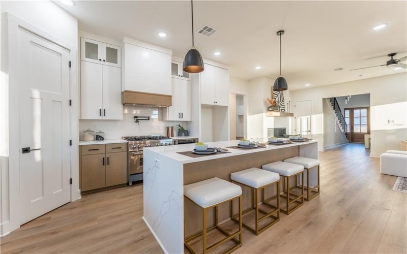 13019 Rainier Drive, Woodway, TX 76712, 5 Habitaciones Habitaciones , ,3 BañosBaños,Residential,En Venta,13019 Rainier Drive,0,218002