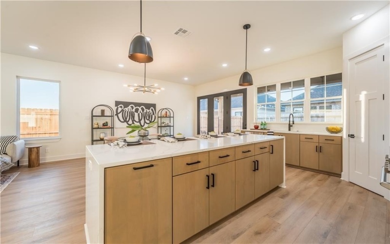 13019 Rainier Drive, Woodway, TX 76712, 5 Habitaciones Habitaciones , ,3 BañosBaños,Residential,En Venta,13019 Rainier Drive,0,218002