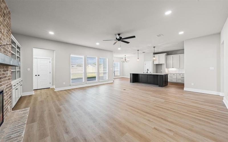 825 Forward Pass Drive, Hewitt, TX 76643, 4 Habitaciones Habitaciones , ,2 BañosBaños,Residential,En Venta,825 Forward Pass Drive,0,21122828