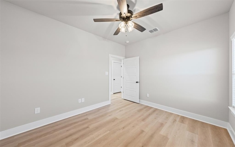 825 Forward Pass Drive, Hewitt, TX 76643, 4 Habitaciones Habitaciones , ,2 BañosBaños,Residential,En Venta,825 Forward Pass Drive,0,21122828