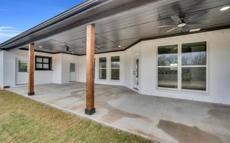 421 Silo Court, Waxahachie, TX 75167, 3 Habitaciones Habitaciones , ,3 BañosBaños,Residential,En Venta,421 Silo Court,0,21124212