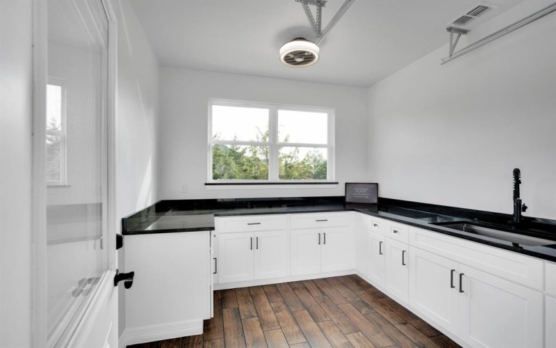 421 Silo Court, Waxahachie, TX 75167, 3 Habitaciones Habitaciones , ,3 BañosBaños,Residential,En Venta,421 Silo Court,0,21124212