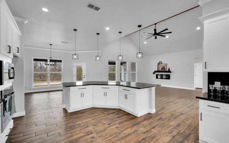 421 Silo Court, Waxahachie, TX 75167, 3 Habitaciones Habitaciones , ,3 BañosBaños,Residential,En Venta,421 Silo Court,0,21124212