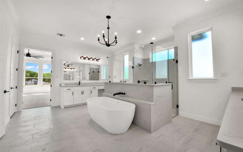 4009 Estancia Court, Weatherford, TX 76088, 4 Bedrooms Bedrooms, ,3 BathroomsBathrooms,Residential,For Sale,4009 Estancia Court,0,21124473