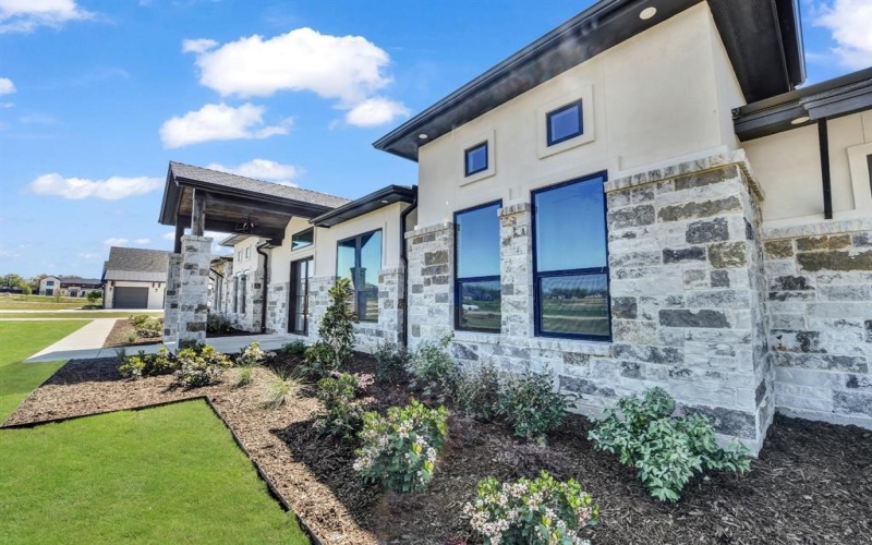 4009 Estancia Court, Weatherford, TX 76088, 4 Bedrooms Bedrooms, ,3 BathroomsBathrooms,Residential,For Sale,4009 Estancia Court,0,21124473