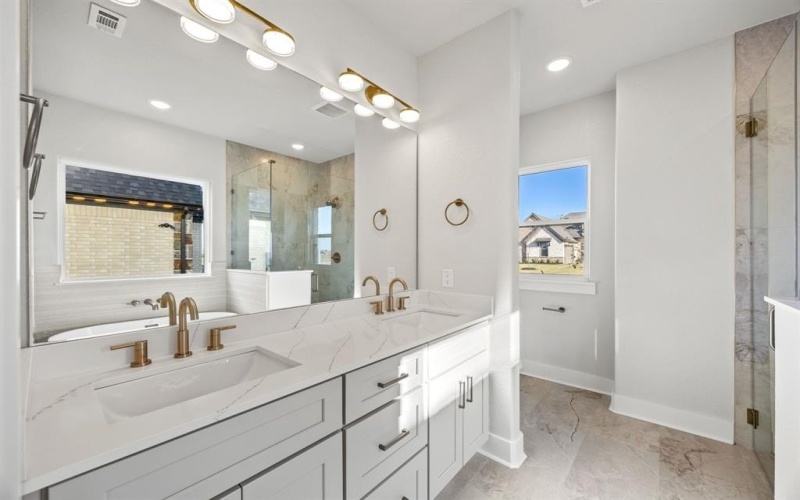 1833 Sudbury Drive, Cleburne, TX 76033, 3 Habitaciones Habitaciones , ,2 BañosBaños,Residential,En Venta,1833 Sudbury Drive,0,21124527