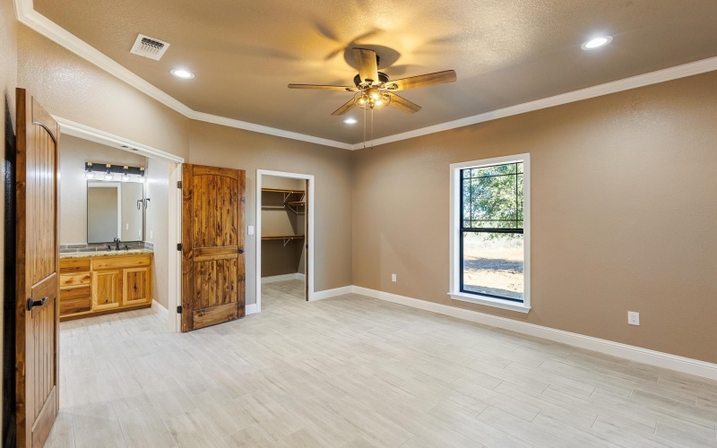 106 Bobcat Trail, Llano, TX 78643, 3 Habitaciones Habitaciones , ,2 BañosBaños,Residential,En Venta,106 Bobcat Trail,169912