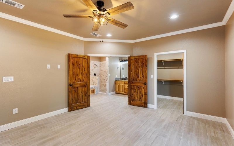 106 Bobcat Trail, Llano, TX 78643, 3 Habitaciones Habitaciones , ,2 BañosBaños,Residential,En Venta,106 Bobcat Trail,169912