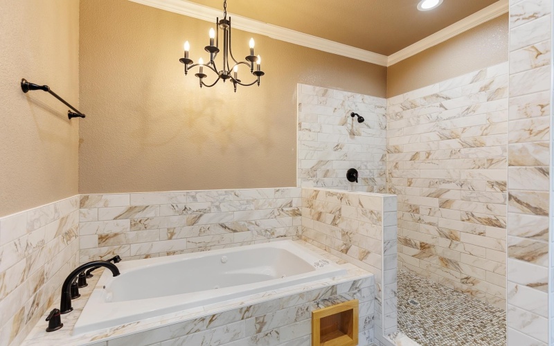 106 Bobcat Trail, Llano, TX 78643, 3 Habitaciones Habitaciones , ,2 BañosBaños,Residential,En Venta,106 Bobcat Trail,169912
