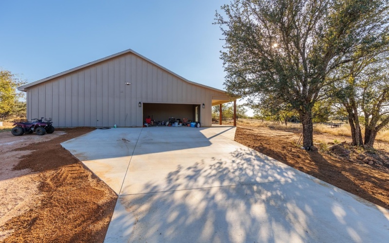 106 Bobcat Trail, Llano, TX 78643, 3 Habitaciones Habitaciones , ,2 BañosBaños,Residential,En Venta,106 Bobcat Trail,169912