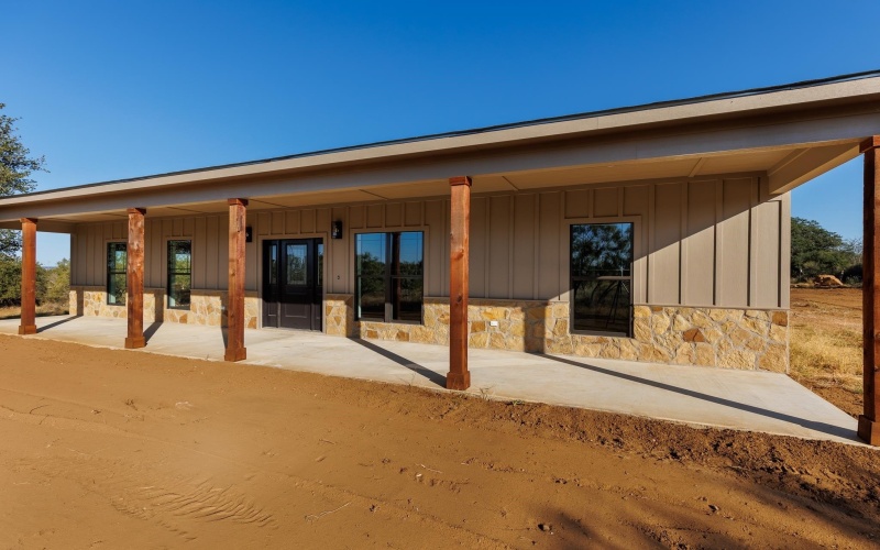 106 Bobcat Trail, Llano, TX 78643, 3 Habitaciones Habitaciones , ,2 BañosBaños,Residential,En Venta,106 Bobcat Trail,169912