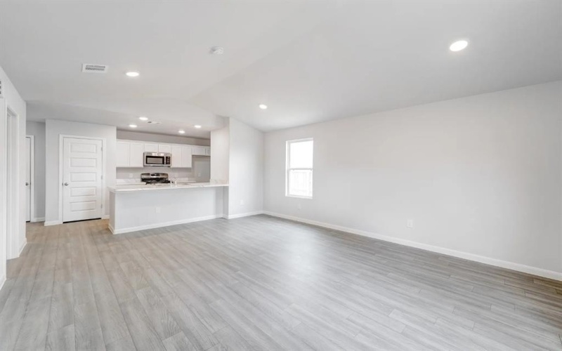 350 Azalea Trail, Granbury, TX 76048, 4 Bedrooms Bedrooms, ,2 BathroomsBathrooms,Residential,For Sale,350 Azalea Trail,0,21124659