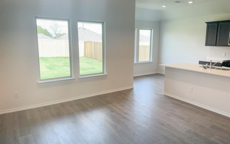 517 Regiment Road, Sherman, TX 75090, 2 Bedrooms Bedrooms, ,2 BathroomsBathrooms,Residential,For Sale,517 Regiment Road,0,21124715