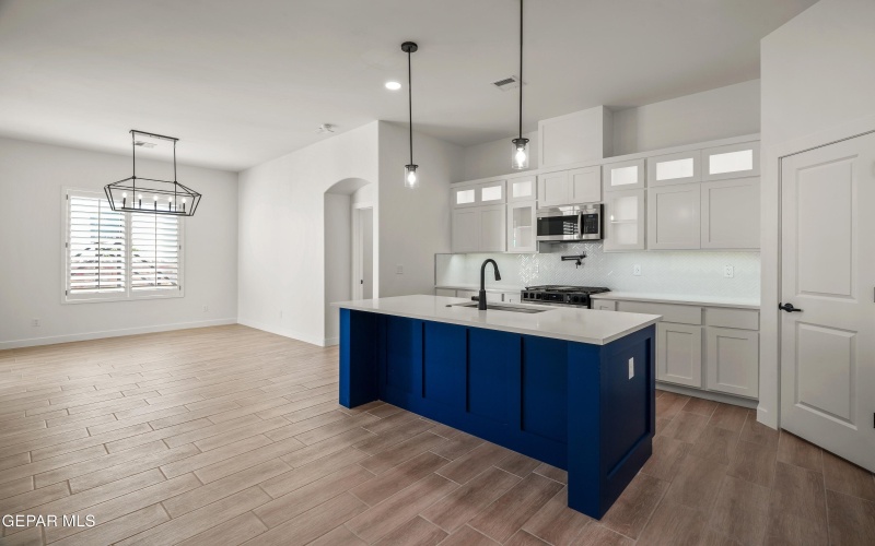 15209 EXPECTATION Avenue, El Paso, TX 79938, 3 Habitaciones Habitaciones , ,2 BañosBaños,Residential,En Venta,15209 EXPECTATION Avenue,0,934569