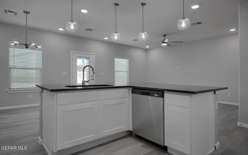 461 Davis Greenwood Court, Vinton, TX 79821, 4 Bedrooms Bedrooms, ,2 BathroomsBathrooms,Residential,For Sale,461 Davis Greenwood Court,0,934602