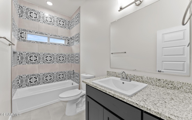 1133 Brass Hill Avenue, Santa Teresa, NM 88008, 4 Bedrooms Bedrooms, ,3 BathroomsBathrooms,Residential,For Sale,1133 Brass Hill Avenue,0,934610