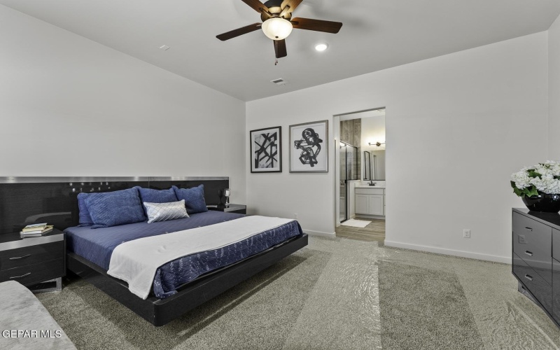 1137 Brass Hill Avenue, Santa Teresa, NM 88008, 4 Bedrooms Bedrooms, ,3 BathroomsBathrooms,Residential,For Sale,1137 Brass Hill Avenue,0,934613