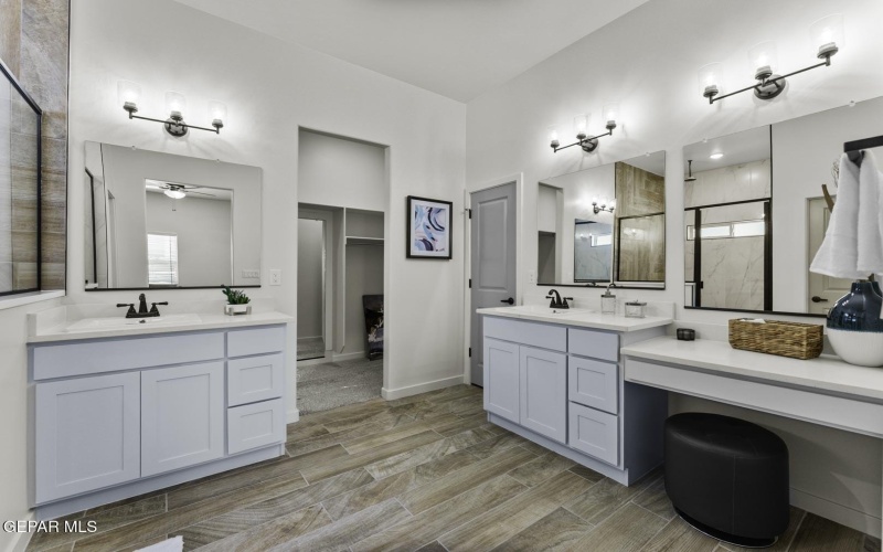 1137 Brass Hill Avenue, Santa Teresa, NM 88008, 4 Bedrooms Bedrooms, ,3 BathroomsBathrooms,Residential,For Sale,1137 Brass Hill Avenue,0,934613