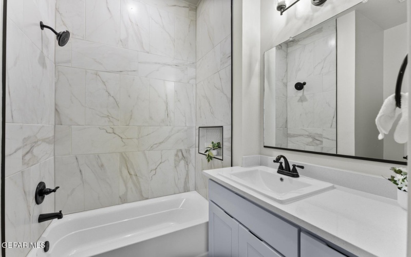 1137 Brass Hill Avenue, Santa Teresa, NM 88008, 4 Bedrooms Bedrooms, ,3 BathroomsBathrooms,Residential,For Sale,1137 Brass Hill Avenue,0,934613