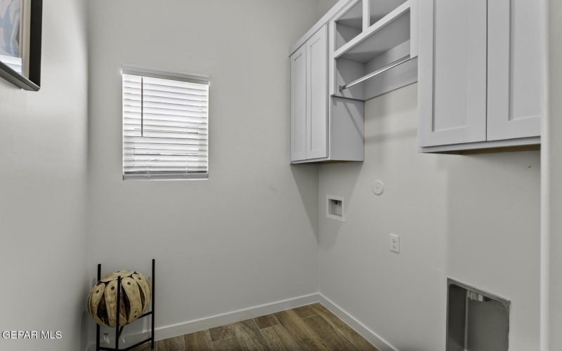 1137 Brass Hill Avenue, Santa Teresa, NM 88008, 4 Bedrooms Bedrooms, ,3 BathroomsBathrooms,Residential,For Sale,1137 Brass Hill Avenue,0,934613