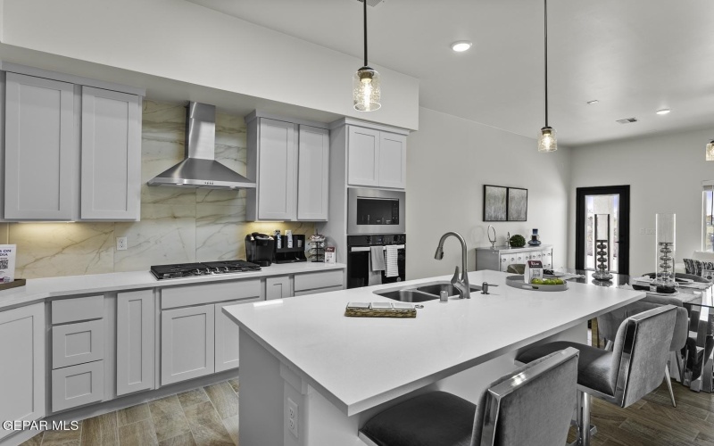 1137 Brass Hill Avenue, Santa Teresa, NM 88008, 4 Bedrooms Bedrooms, ,3 BathroomsBathrooms,Residential,For Sale,1137 Brass Hill Avenue,0,934613