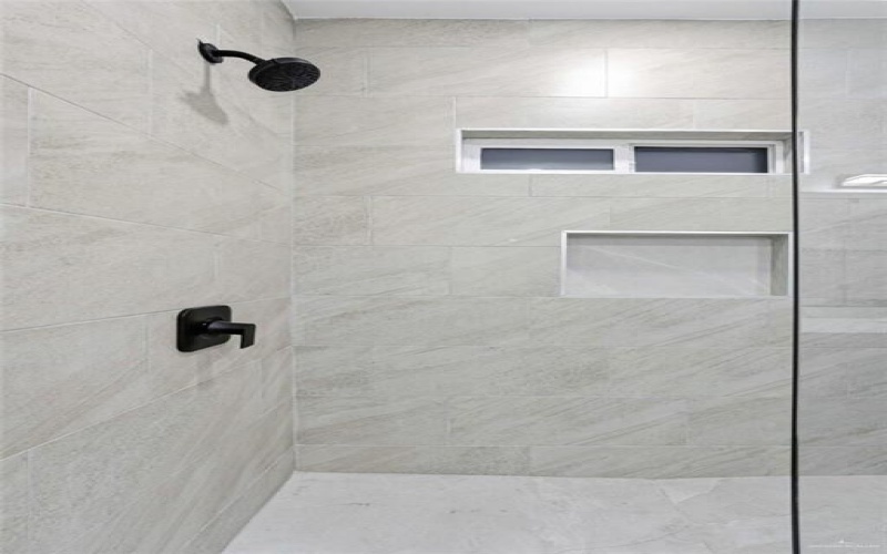 3921 Zimmerius Avenue, McAllen, TX 78504, 3 Bedrooms Bedrooms, ,3 BathroomsBathrooms,Residential,For Sale,3921 Zimmerius Avenue,0,488151