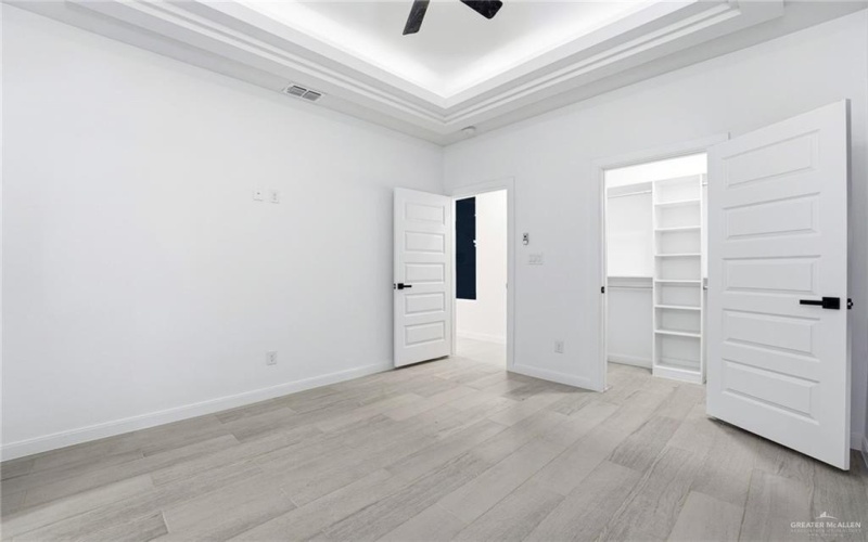 3921 Zimmerius Avenue, McAllen, TX 78504, 3 Bedrooms Bedrooms, ,3 BathroomsBathrooms,Residential,For Sale,3921 Zimmerius Avenue,0,488151