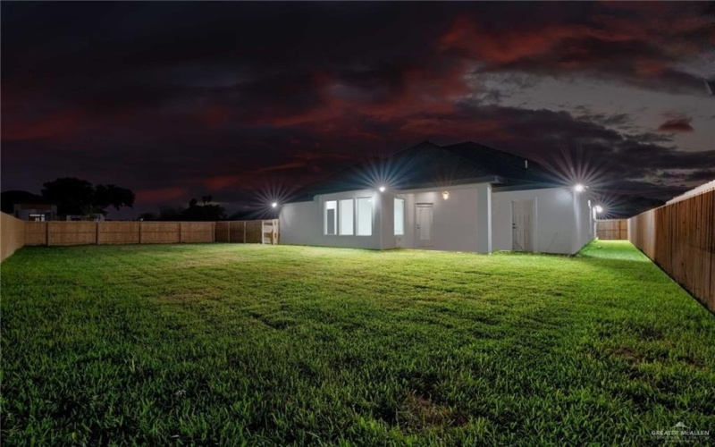 3921 Zimmerius Avenue, McAllen, TX 78504, 3 Bedrooms Bedrooms, ,3 BathroomsBathrooms,Residential,For Sale,3921 Zimmerius Avenue,0,488151