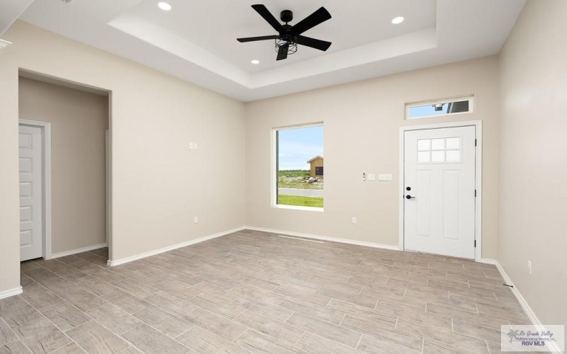 308 N LEON AVE, ELSA, TX 78543, 3 Habitaciones Habitaciones , ,2 BañosBaños,Residential,En Venta,308 N LEON AVE,0,29765117