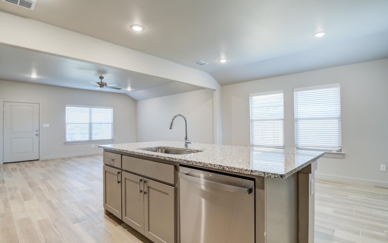 7033 25th Street, Lubbock, TX 79407, 3 Bedrooms Bedrooms, ,2 BathroomsBathrooms,Residential,For Sale,7033 25th Street,0,202563766