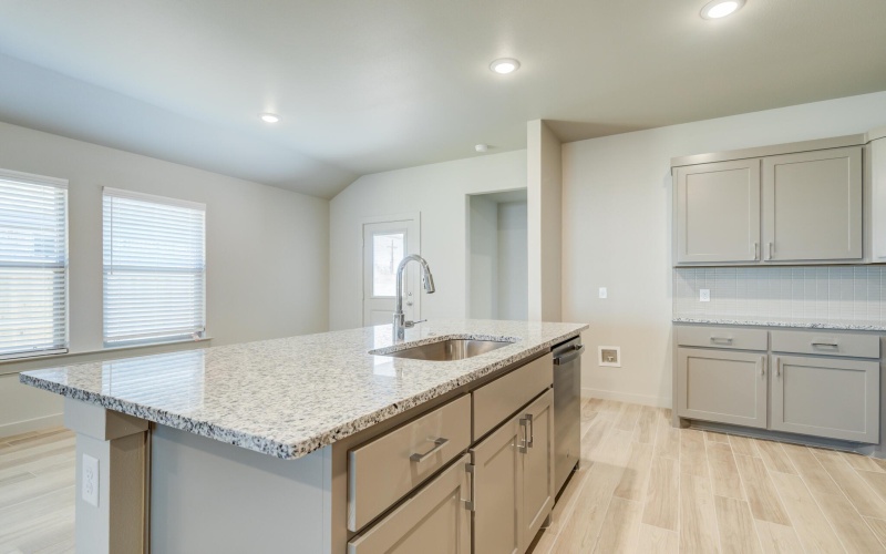 7033 25th Street, Lubbock, TX 79407, 3 Bedrooms Bedrooms, ,2 BathroomsBathrooms,Residential,For Sale,7033 25th Street,0,202563766