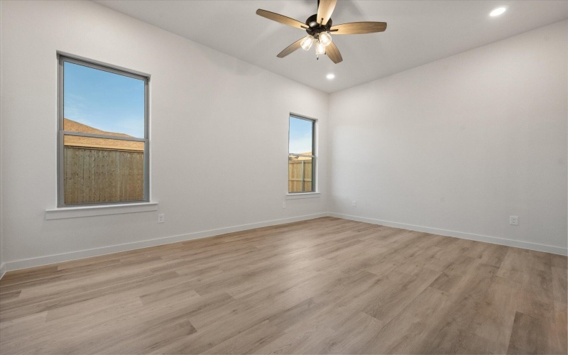 7006 57th Street, Lubbock, TX 79407, 3 Bedrooms Bedrooms, ,2 BathroomsBathrooms,Residential,For Sale,7006 57th Street,0,202563775