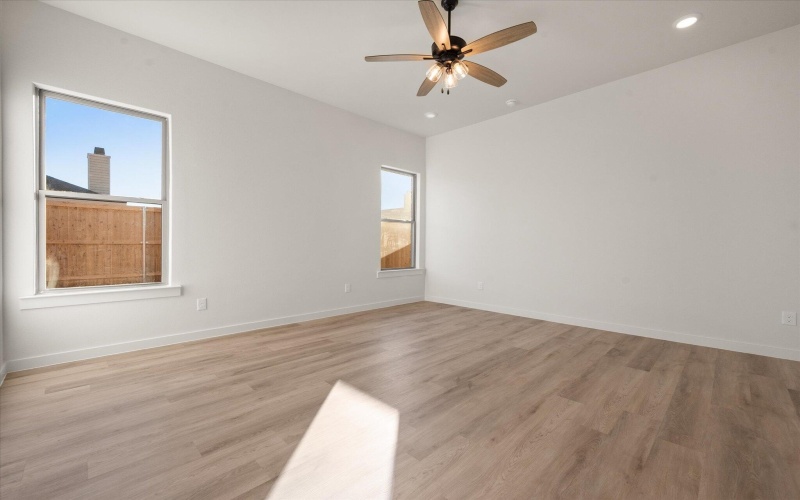 7009 56th Street, Lubbock, TX 79407, 4 Habitaciones Habitaciones , ,2 BañosBaños,Residential,En Venta,7009 56th Street,0,202563776