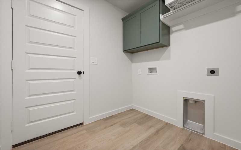 7009 56th Street, Lubbock, TX 79407, 4 Habitaciones Habitaciones , ,2 BañosBaños,Residential,En Venta,7009 56th Street,0,202563776