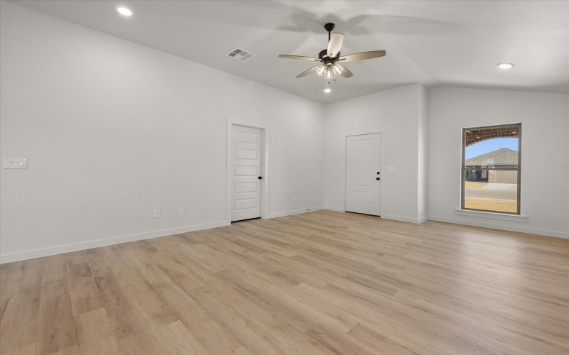 6304 Virginia Avenue, Lubbock, TX 79407, 3 Bedrooms Bedrooms, ,2 BathroomsBathrooms,Residential,For Sale,6304 Virginia Avenue,0,202563790