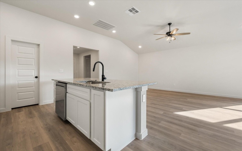 2003 Cottonwood Avenue, Wolfforth, TX 79382, 4 Bedrooms Bedrooms, ,2 BathroomsBathrooms,Residential,For Sale,2003 Cottonwood Avenue,0,202563793