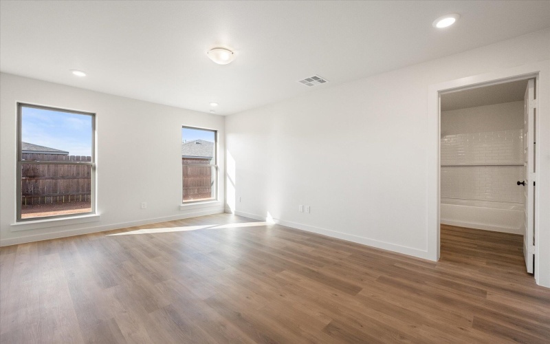 2003 Cottonwood Avenue, Wolfforth, TX 79382, 4 Bedrooms Bedrooms, ,2 BathroomsBathrooms,Residential,For Sale,2003 Cottonwood Avenue,0,202563793