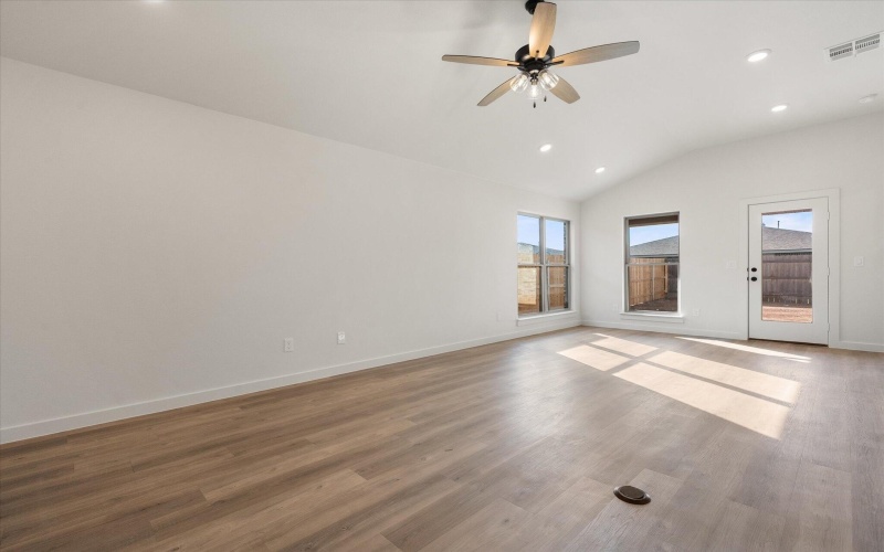 2003 Cottonwood Avenue, Wolfforth, TX 79382, 4 Bedrooms Bedrooms, ,2 BathroomsBathrooms,Residential,For Sale,2003 Cottonwood Avenue,0,202563793