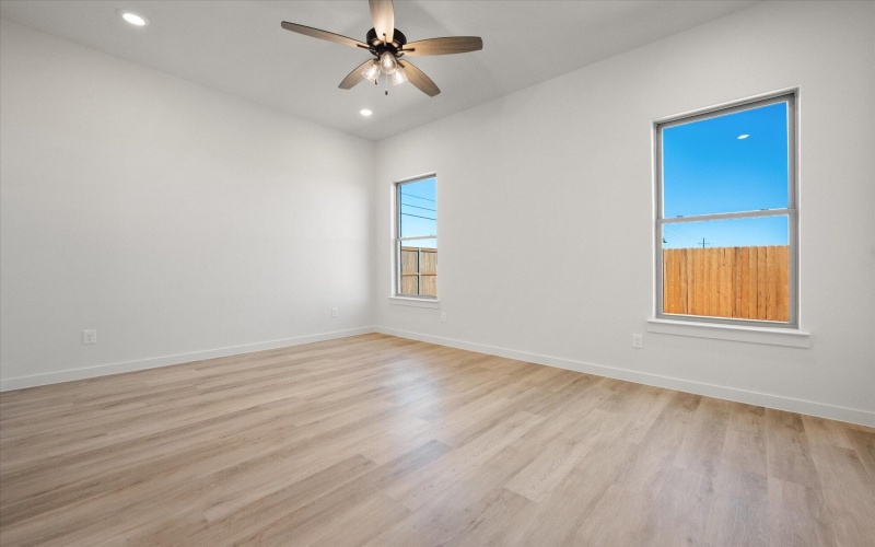 2002 Cottonwood Avenue, Wolfforth, TX 79382, 3 Bedrooms Bedrooms, ,2 BathroomsBathrooms,Residential,For Sale,2002 Cottonwood Avenue,0,202563794