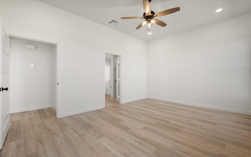 2002 Cottonwood Avenue, Wolfforth, TX 79382, 3 Bedrooms Bedrooms, ,2 BathroomsBathrooms,Residential,For Sale,2002 Cottonwood Avenue,0,202563794