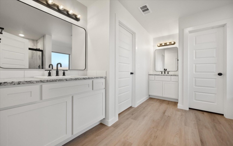 2002 Cottonwood Avenue, Wolfforth, TX 79382, 3 Bedrooms Bedrooms, ,2 BathroomsBathrooms,Residential,For Sale,2002 Cottonwood Avenue,0,202563794