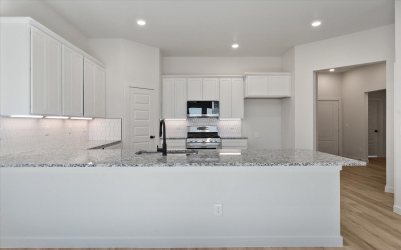 2002 Cottonwood Avenue, Wolfforth, TX 79382, 3 Bedrooms Bedrooms, ,2 BathroomsBathrooms,Residential,For Sale,2002 Cottonwood Avenue,0,202563794