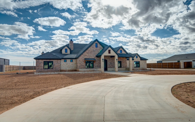 5309 County Rd 7675, Lubbock, TX 79424, 4 Bedrooms Bedrooms, ,5 BathroomsBathrooms,Residential,For Sale,5309 County Rd 7675,0,202563797