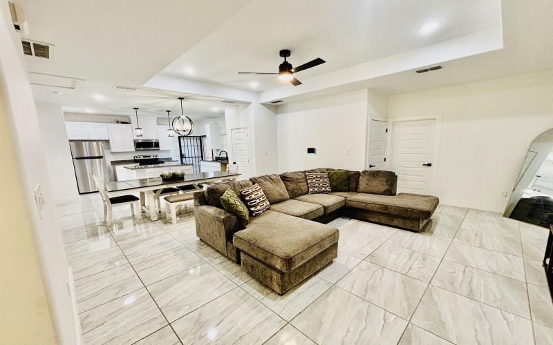 5225 Anacahuita Dr, Laredo, TX 78046, 3 Bedrooms Bedrooms, ,2 BathroomsBathrooms,Residential,For Sale,5225 Anacahuita Dr,0,20255251