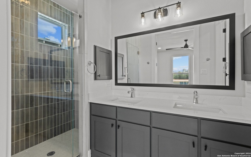 150 Playmoor St, San Antonio, TX 78210, 3 Habitaciones Habitaciones , ,3 BañosBaños,Residential,En Venta,150 Playmoor St,0,1624753