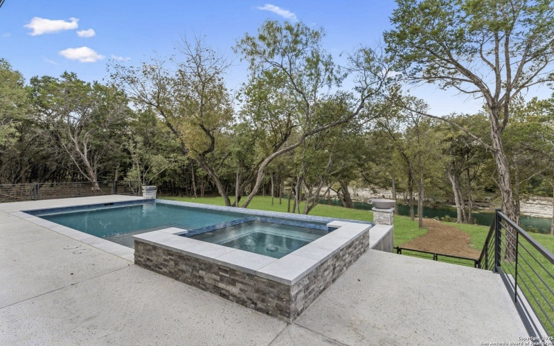 236 Riverfront Dr., New Braunfels, TX 78132, 4 Bedrooms Bedrooms, ,5 BathroomsBathrooms,Residential,For Sale,236 Riverfront Dr.,0,1759195