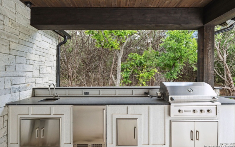 236 Riverfront Dr., New Braunfels, TX 78132, 4 Bedrooms Bedrooms, ,5 BathroomsBathrooms,Residential,For Sale,236 Riverfront Dr.,0,1759195